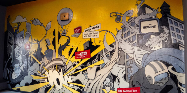 MuralMarket граффити оформление в студии «Braga Media»